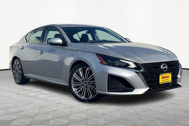 Used 2023 Nissan Altima 2.5 SL