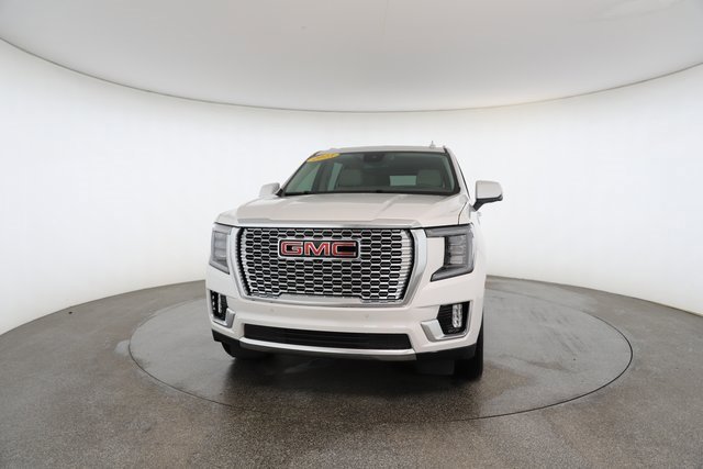 Used 2023 GMC Yukon XL Denali image 31