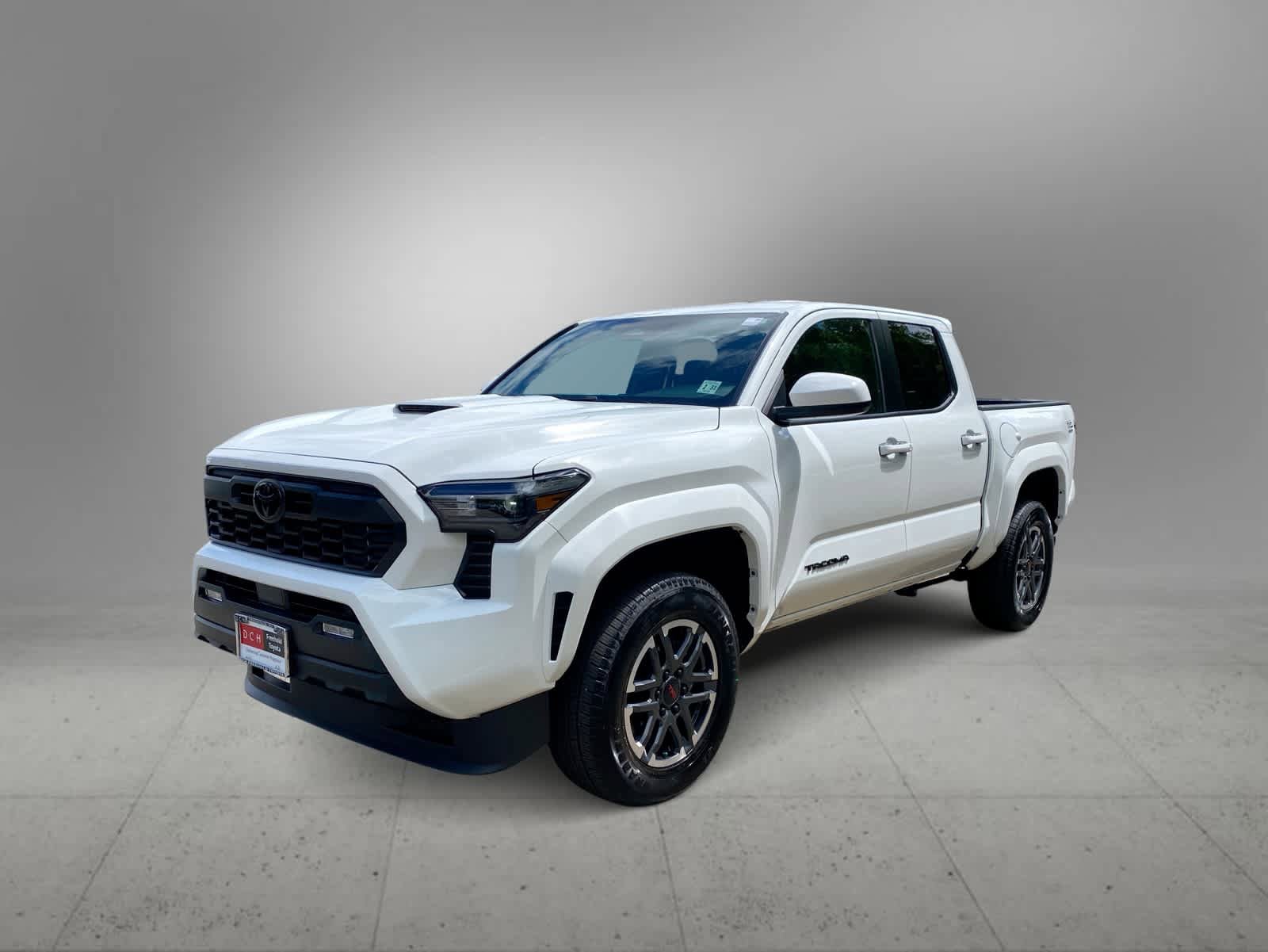 Used 2026 Toyota Tacoma TRD Sport AWD/4WD image 1