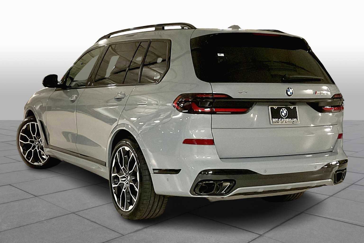 New 2026 BMW X7 M60i image 12