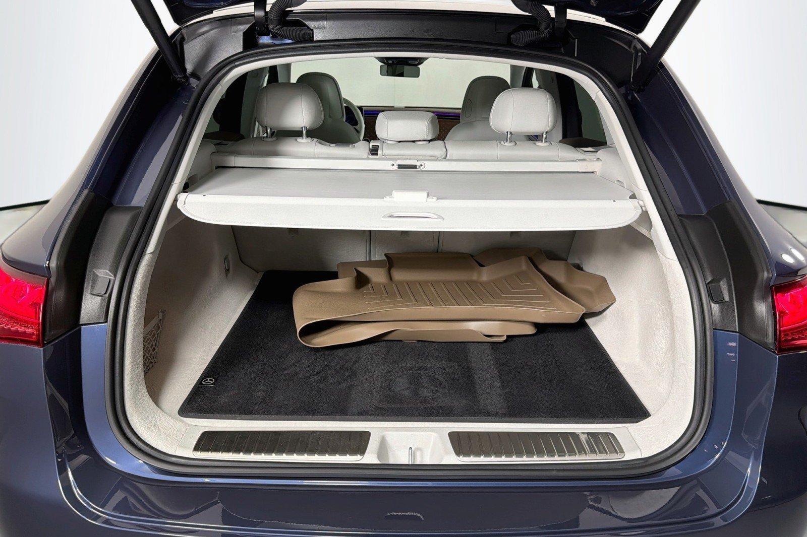 Certified 2023 Mercedes-Benz EQE 350+ SUV image 23