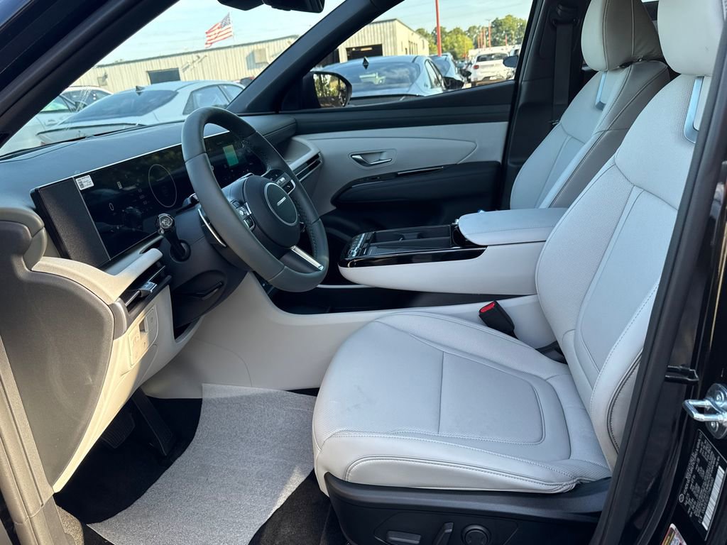 New 2026 Hyundai Tucson Limited image 9