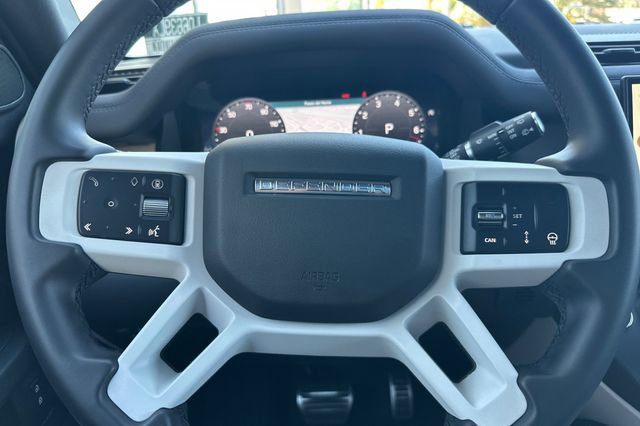 Certified 2025 Land Rover Defender 110 S AWD/4WD image 22