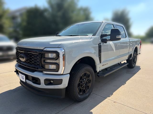 New 2026 Ford F250 Lariat w/ Black Appearance Package AWD/4WD image 10