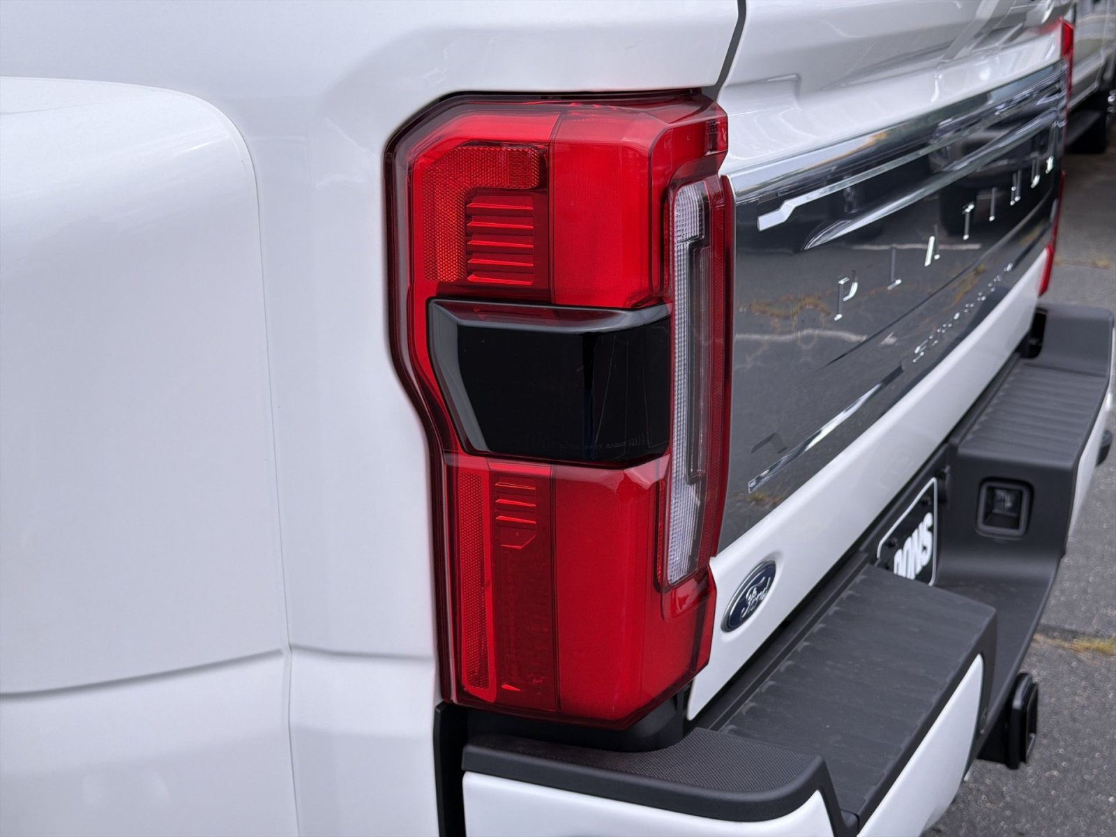 New 2026 Ford F350 Platinum w/ Platinum Plus Package AWD/4WD image 18