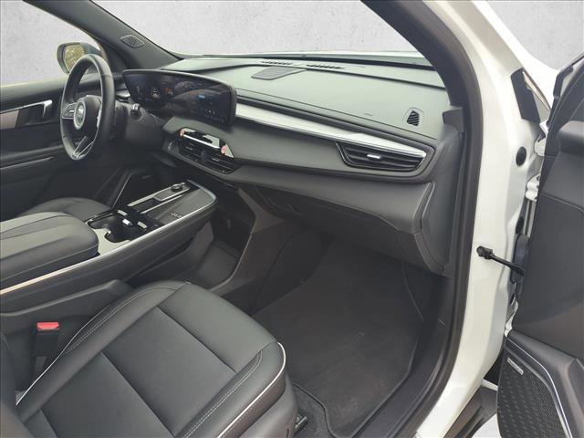 Used 2025 Buick Enclave Preferred image 21