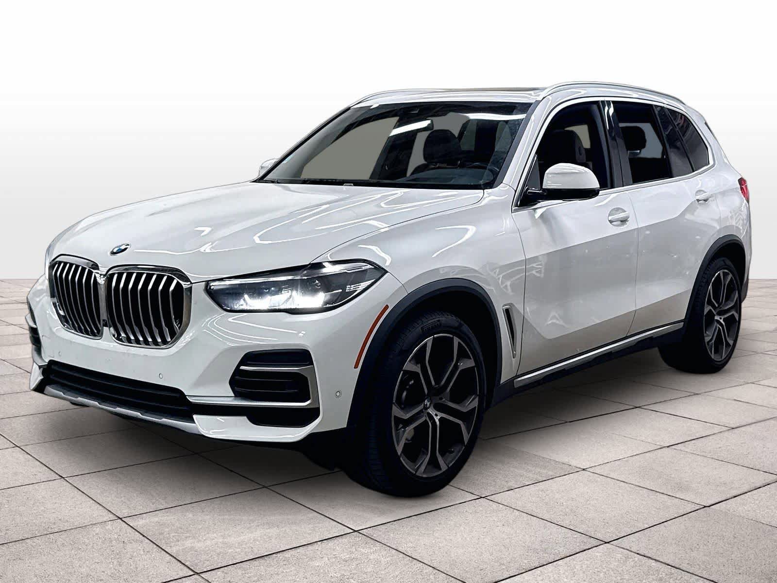 Used 2023 BMW X5 xDrive40i w/ Premium Package AWD/4WD video 1