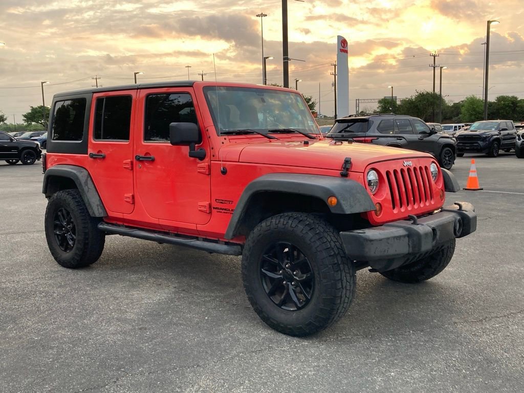 Used 2013 Jeep Wrangler Unlimited Sport image 3