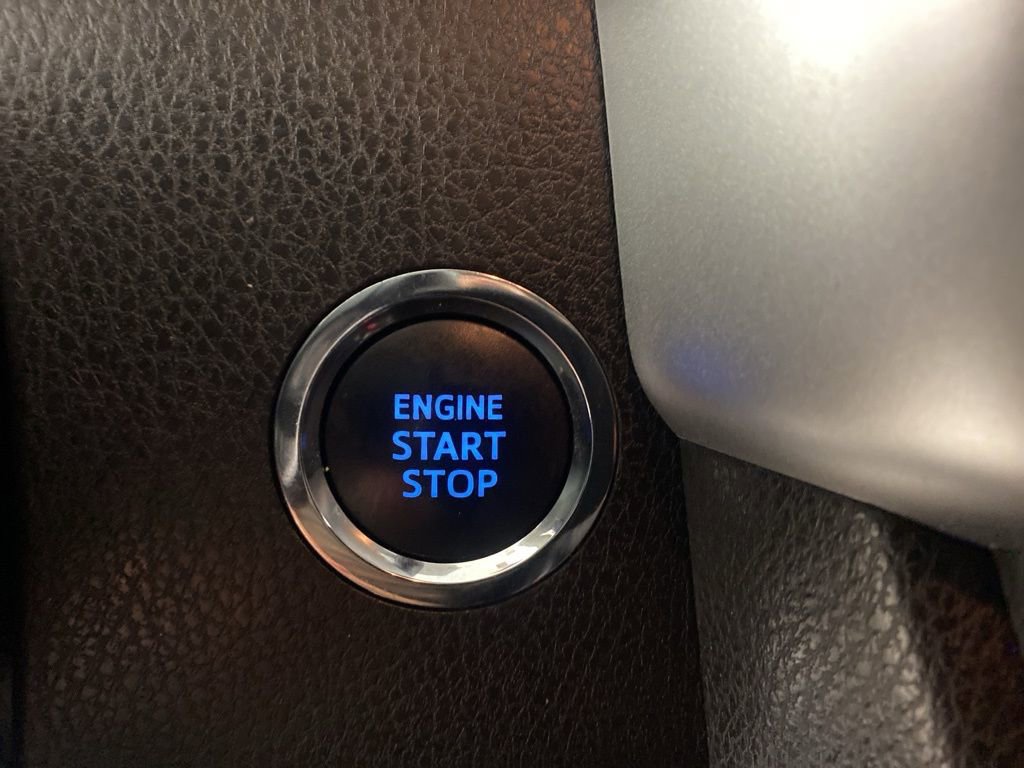 Used 2018 Toyota Highlander SE AWD/4WD image 22