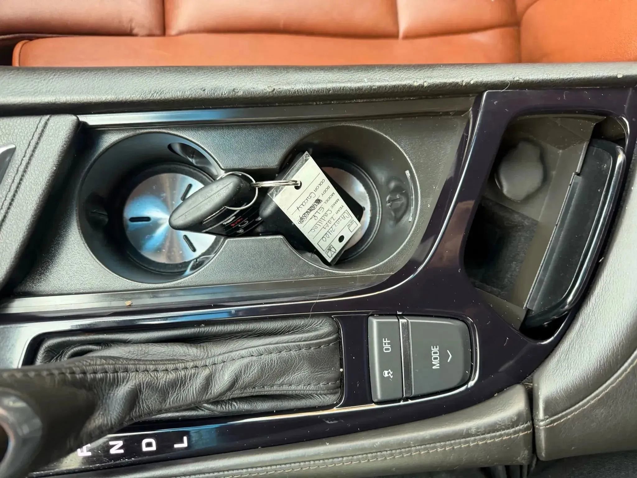 Used 2014 Cadillac ELR w/ Luxury Package image 21