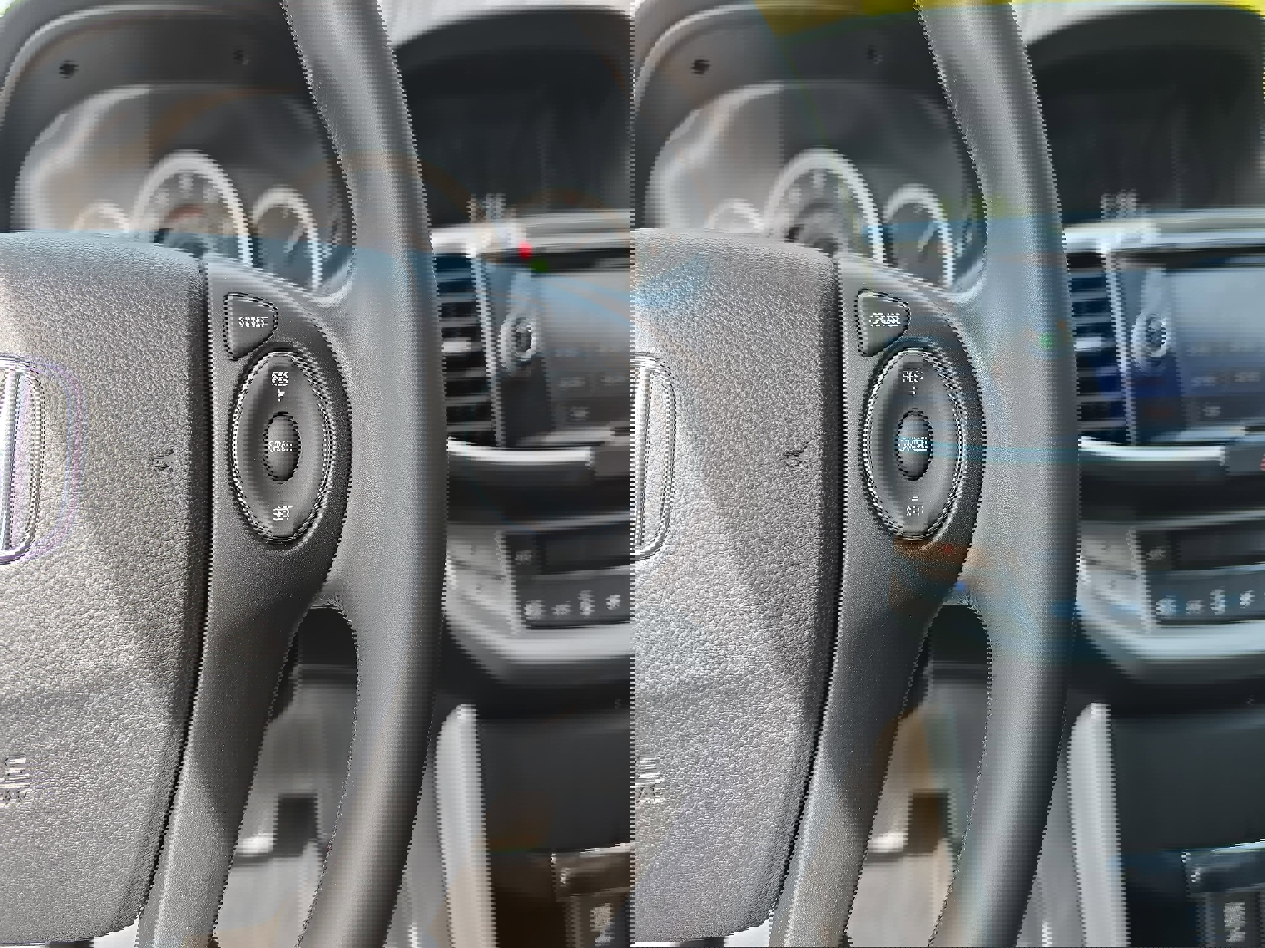 Used 2015 Honda Accord EX-L image 17