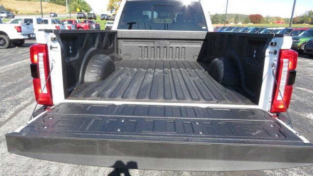 New 2026 Ford F350 Lariat w/ FX4 Off-Road Package image 31