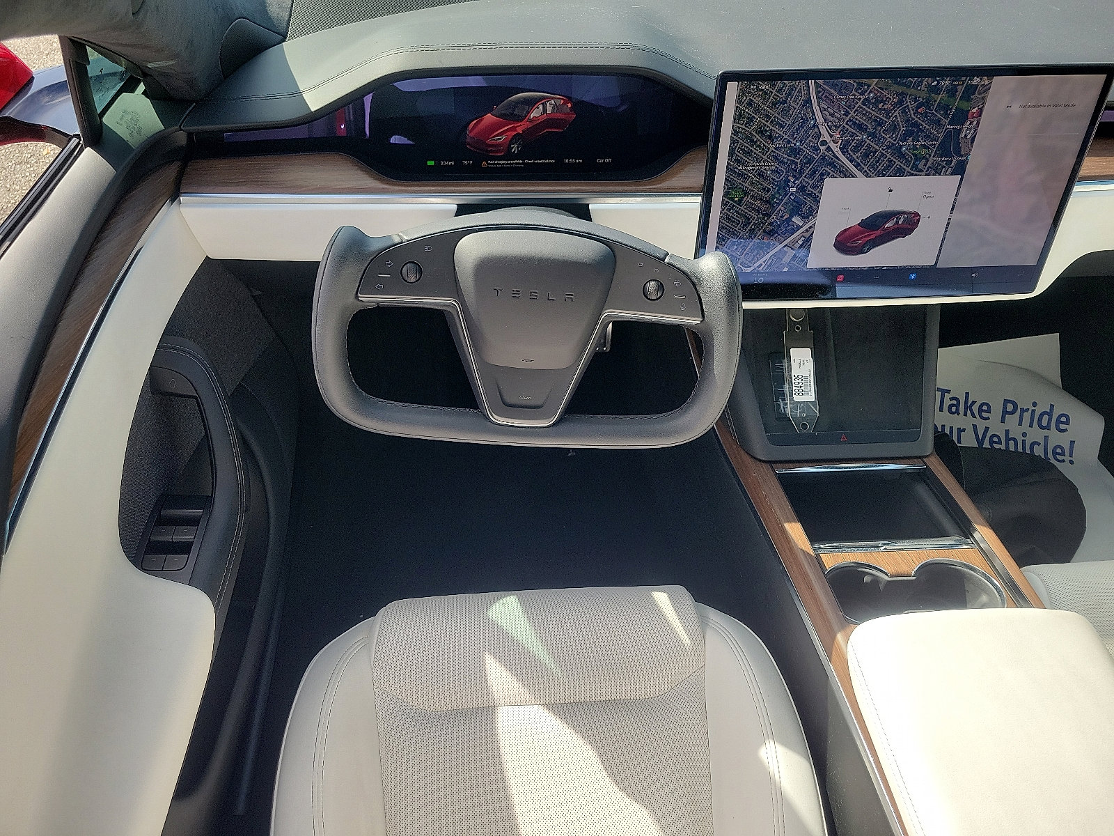 Used 2022 Tesla Model S image 11