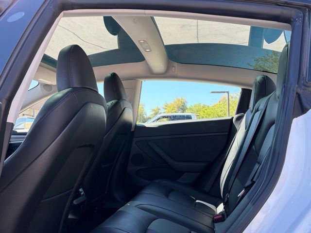 Used 2023 Tesla Model 3 Standard Range image 9