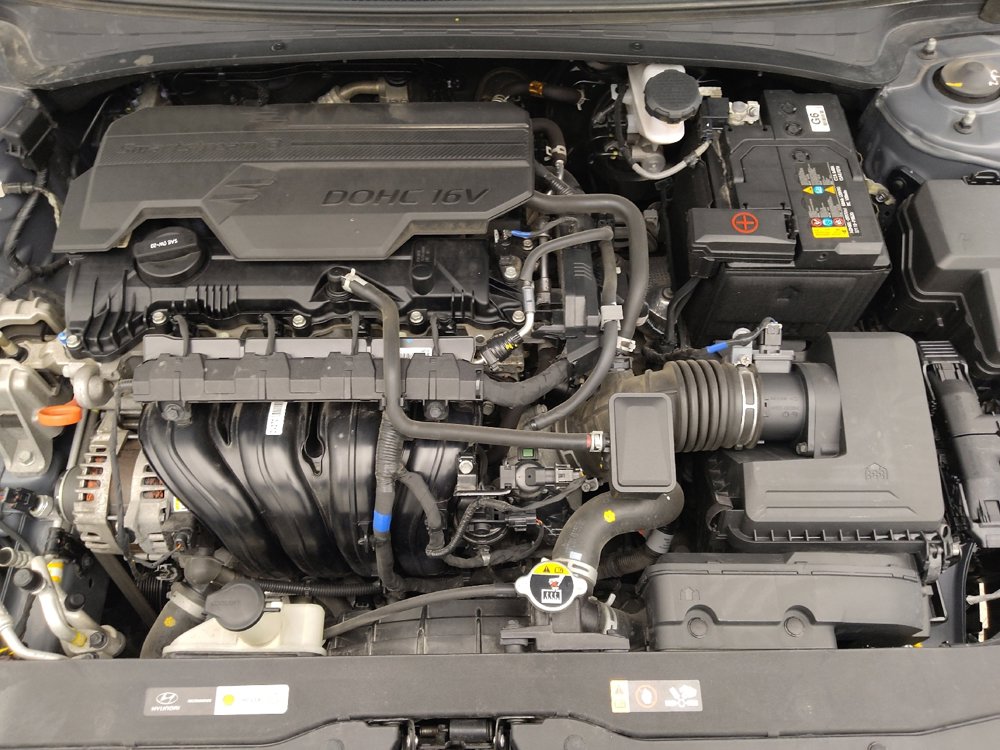 Used 2023 Hyundai Elantra SEL image 30
