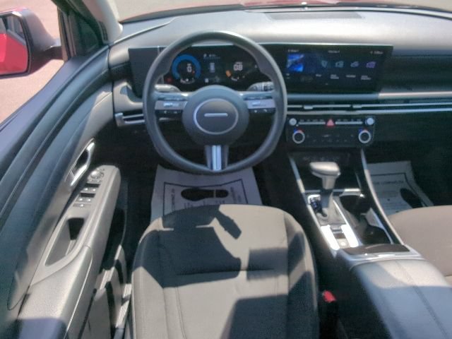 Used 2025 Hyundai Tucson SEL AWD/4WD image 7
