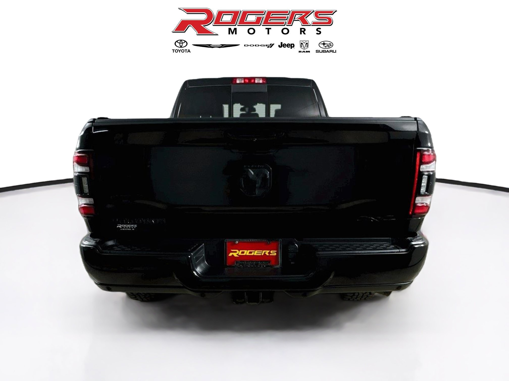 Used 2020 RAM 2500 Laramie w/ Night Edition AWD/4WD image 7