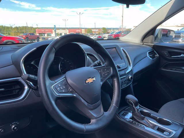 Used 2023 Chevrolet Equinox LT AWD/4WD image 4