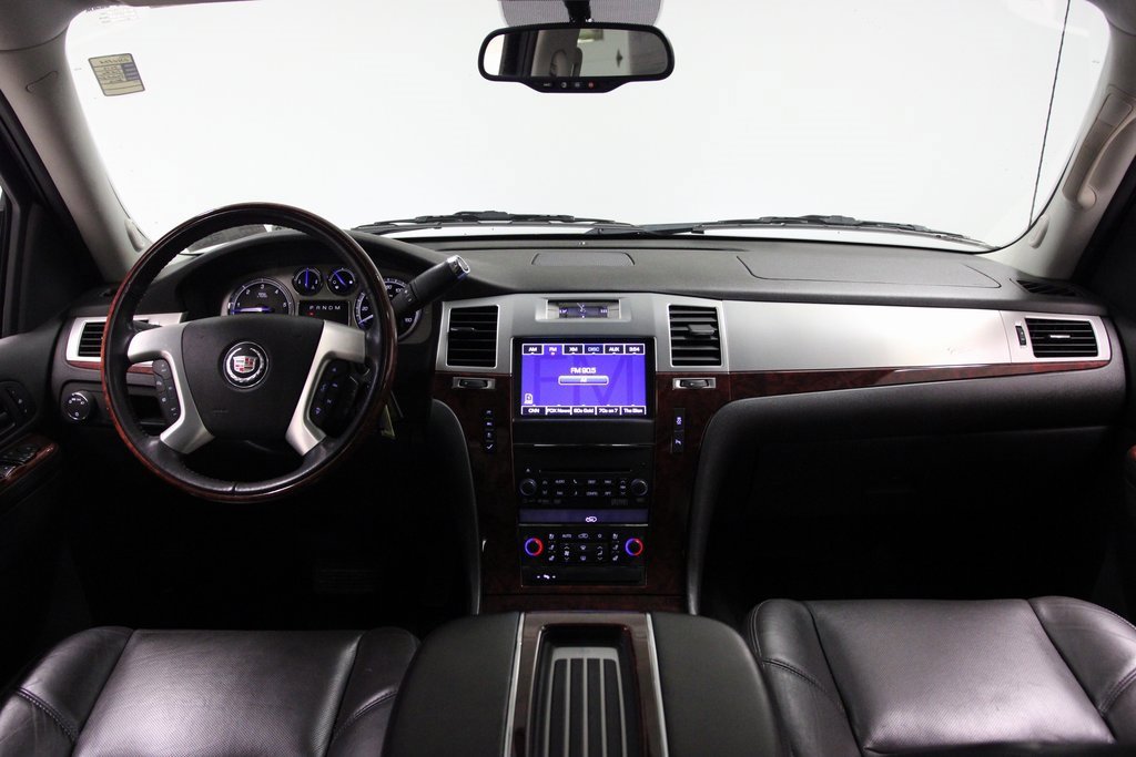 Used 2013 Cadillac Escalade EXT Luxury video 2