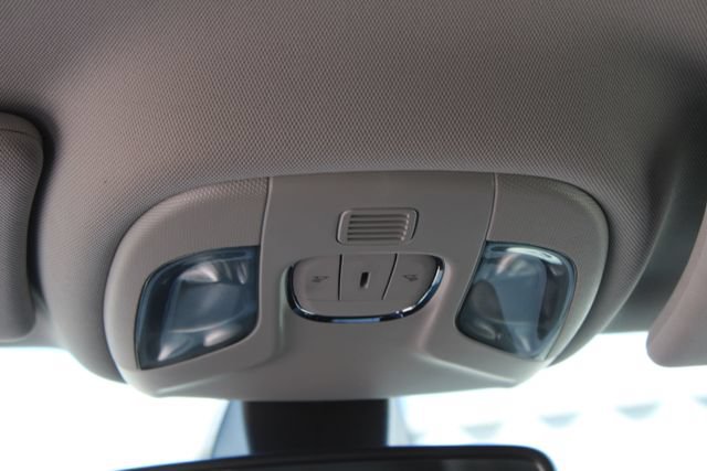 Used 2019 Jeep Compass Latitude w/ Popular Equipment Group FWD image 19
