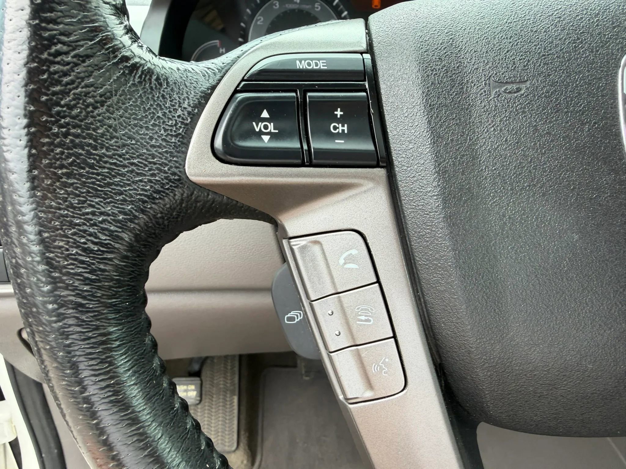 Used 2016 Honda Odyssey Touring image 37