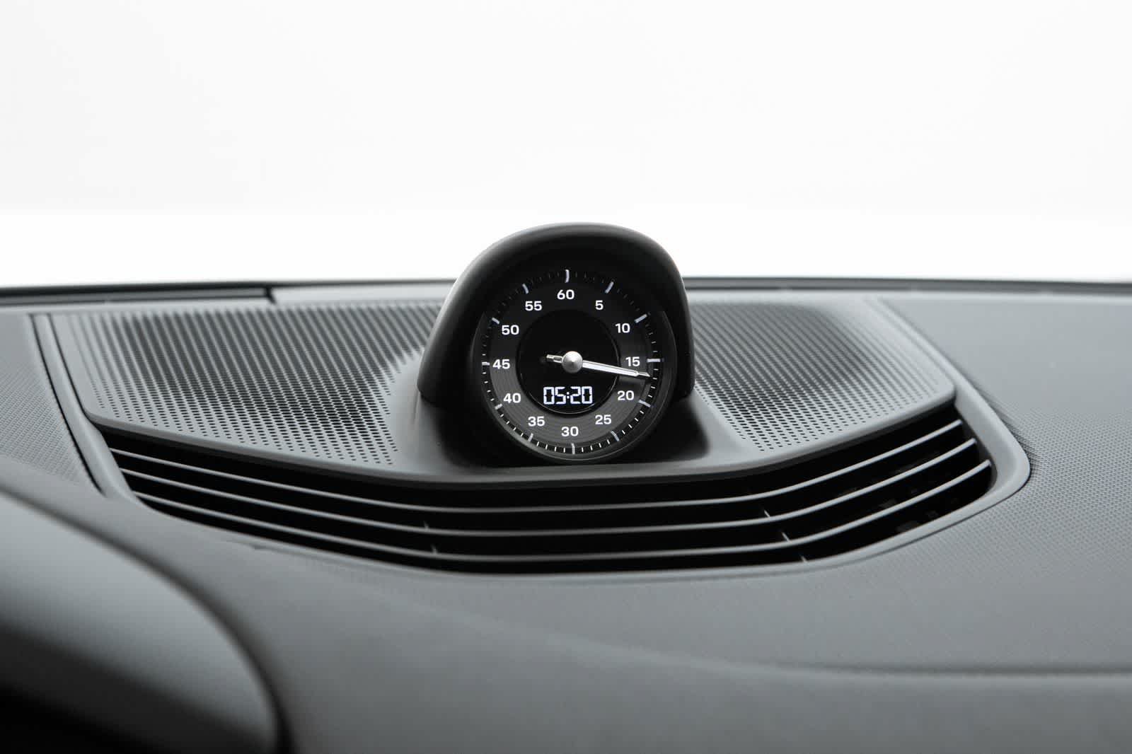 New 2026 Porsche Taycan AWD/4WD image 27