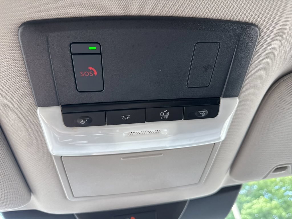 Used 2025 Nissan Pathfinder SV FWD image 26