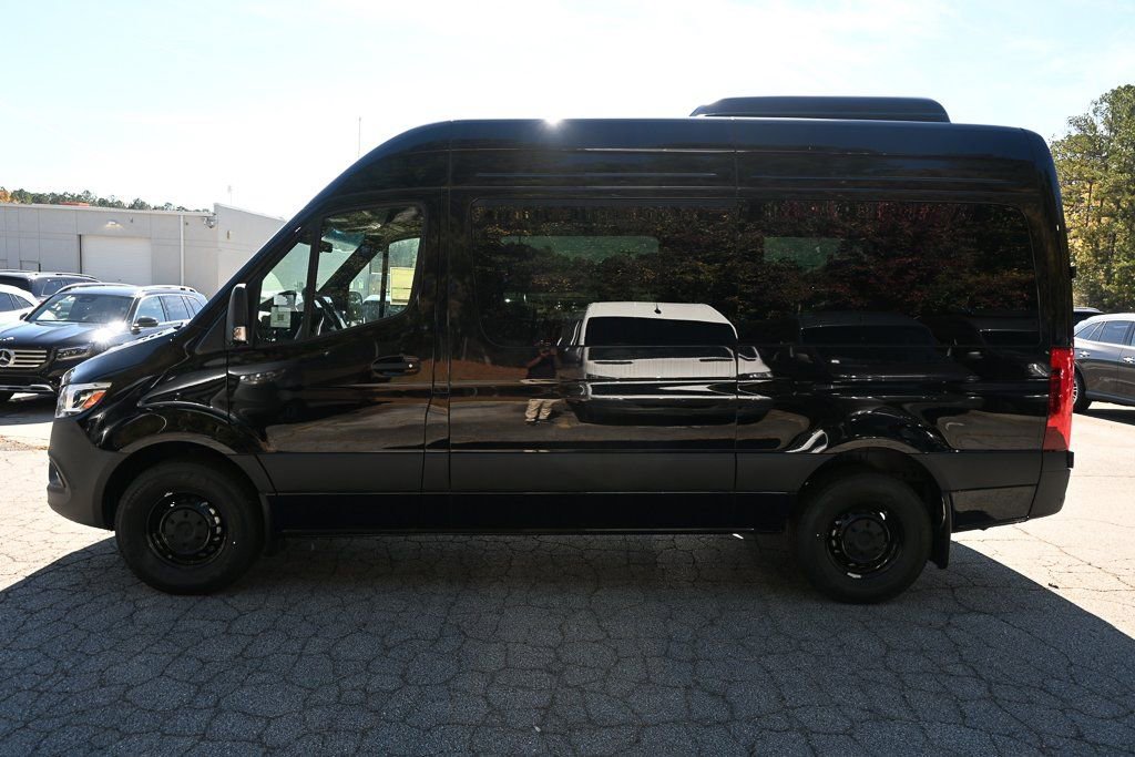 Used 2025 Mercedes-Benz Sprinter 2500 video 3