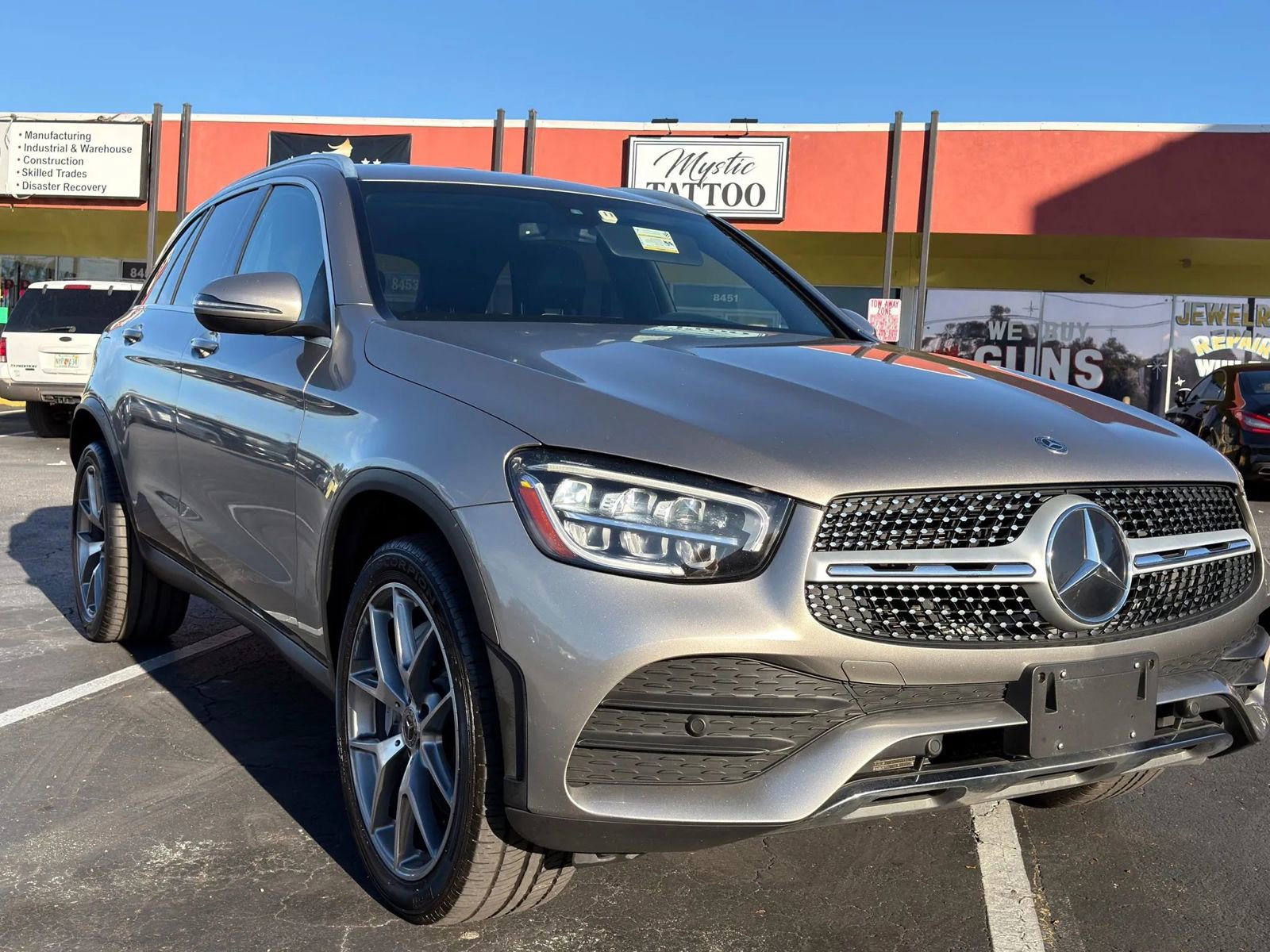 Used 2020 Mercedes-Benz GLC 300 4MATIC image 37