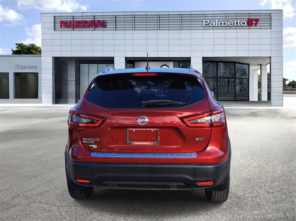 Certified 2022 Nissan Rogue Sport SV image 5