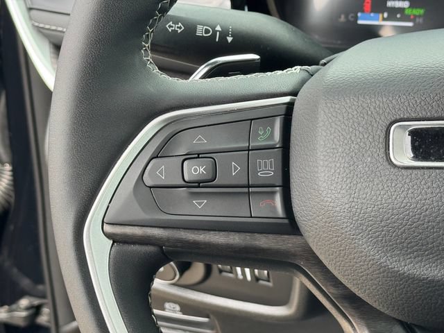 Used 2023 Jeep Grand Cherokee 4WD 4xe image 24