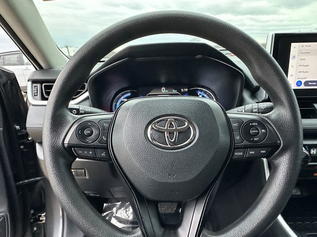 Certified 2025 Toyota RAV4 XLE image 21