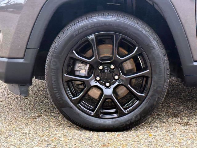 Certified 2023 Jeep Compass Latitude w/ Convenience Group AWD/4WD image 9