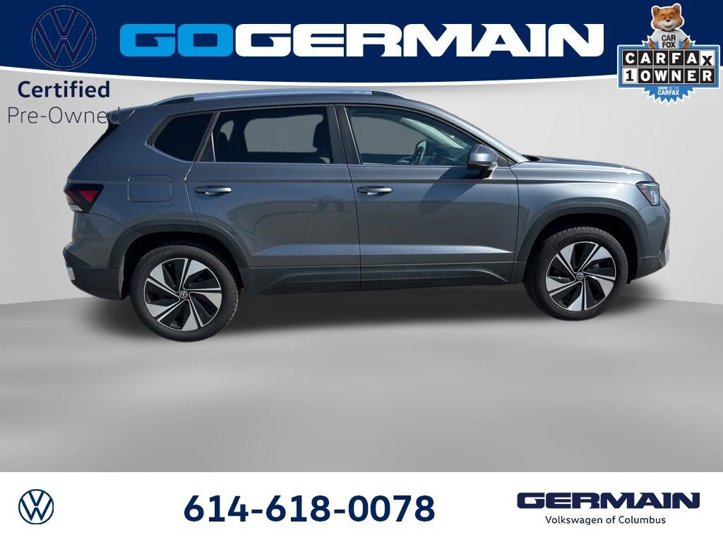 Used 2025 Volkswagen Taos SE AWD/4WD image 9