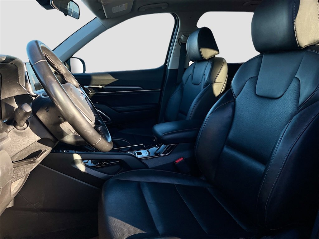 Used 2022 Kia Telluride S image 20