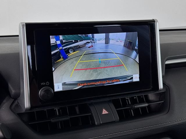 Used 2024 Toyota RAV4 XLE w/ Convenience Package FWD image 17