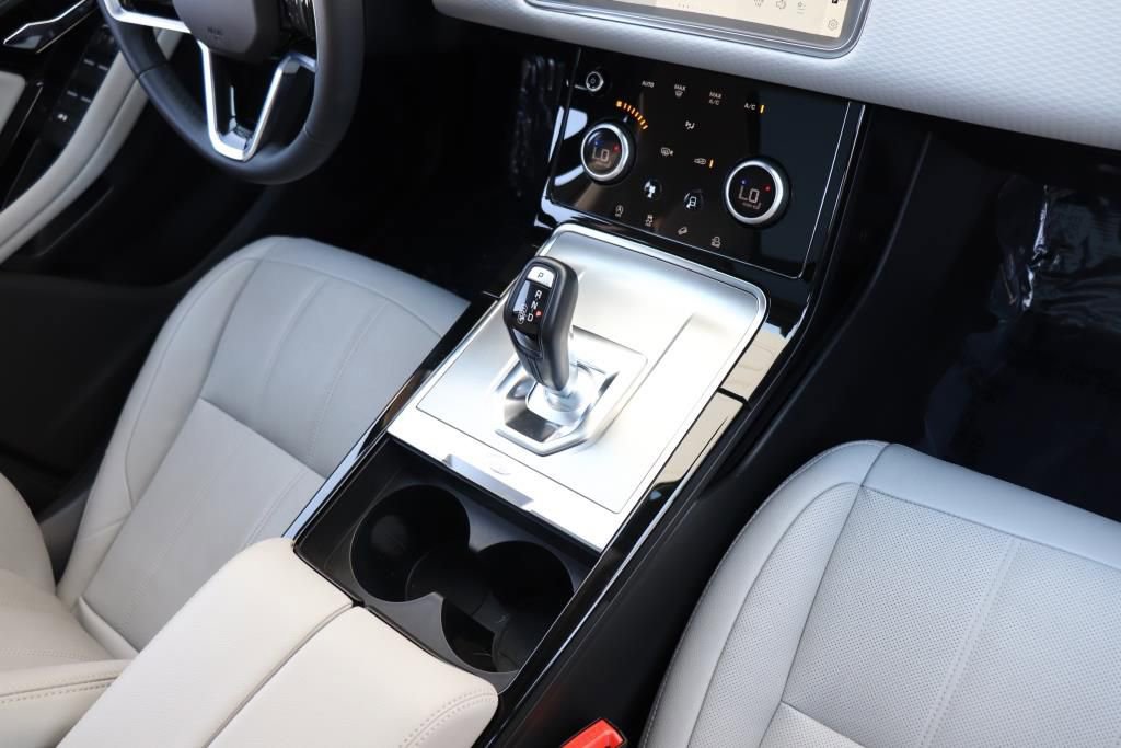 Used 2023 Land Rover Range Rover Evoque S image 54