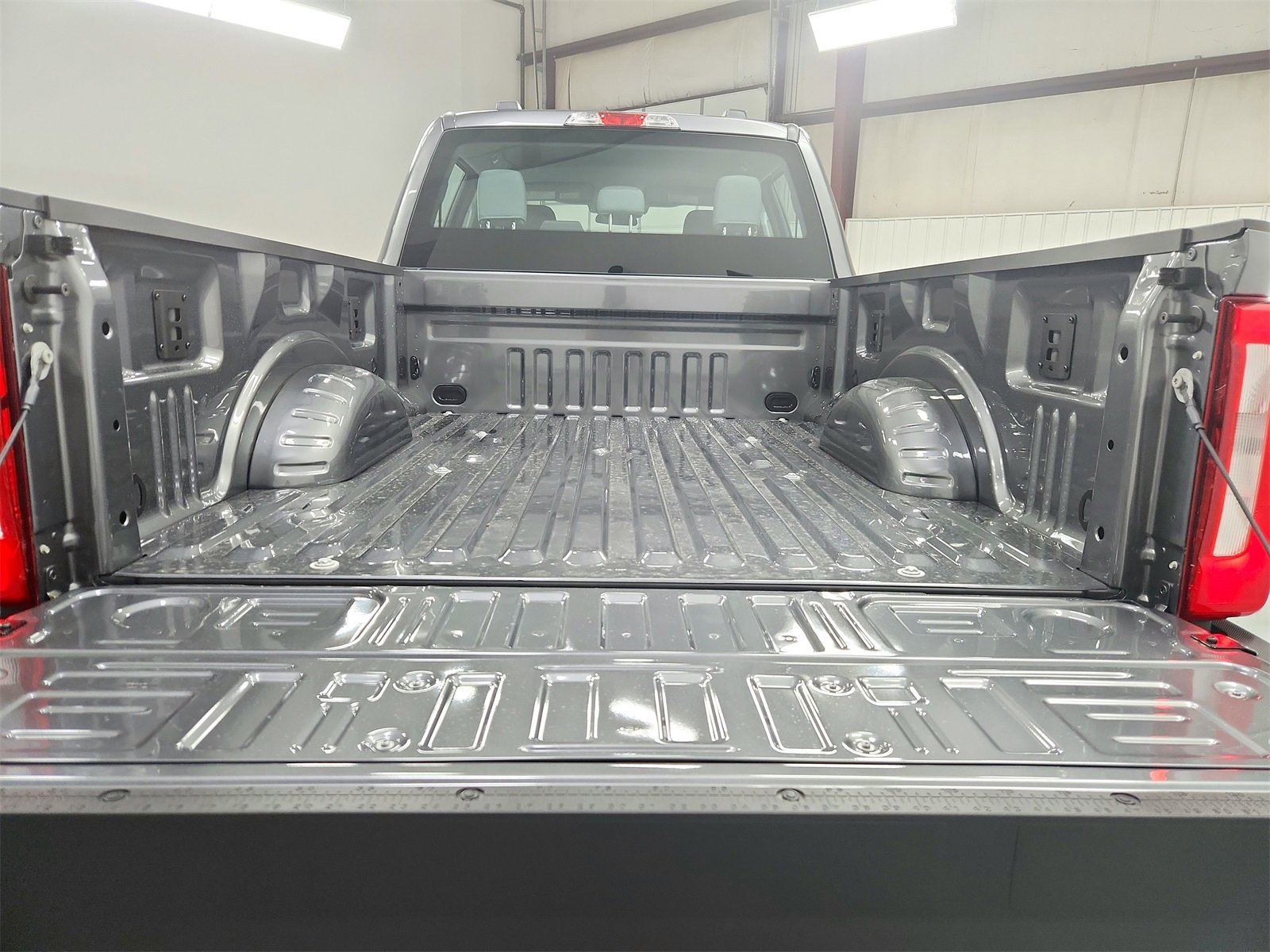 New 2025 Ford F250 XL w/ XL Chrome Package image 40