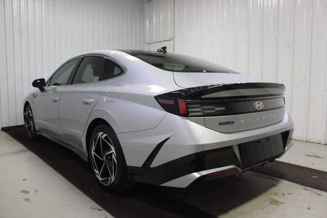 Used 2025 Hyundai Sonata SEL FWD image 6