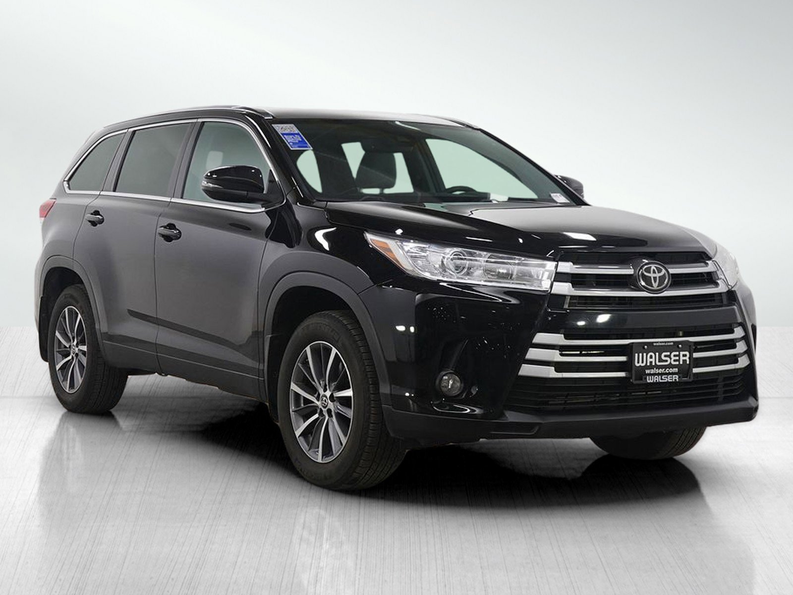 Used 2019 Toyota Highlander XLE image 7