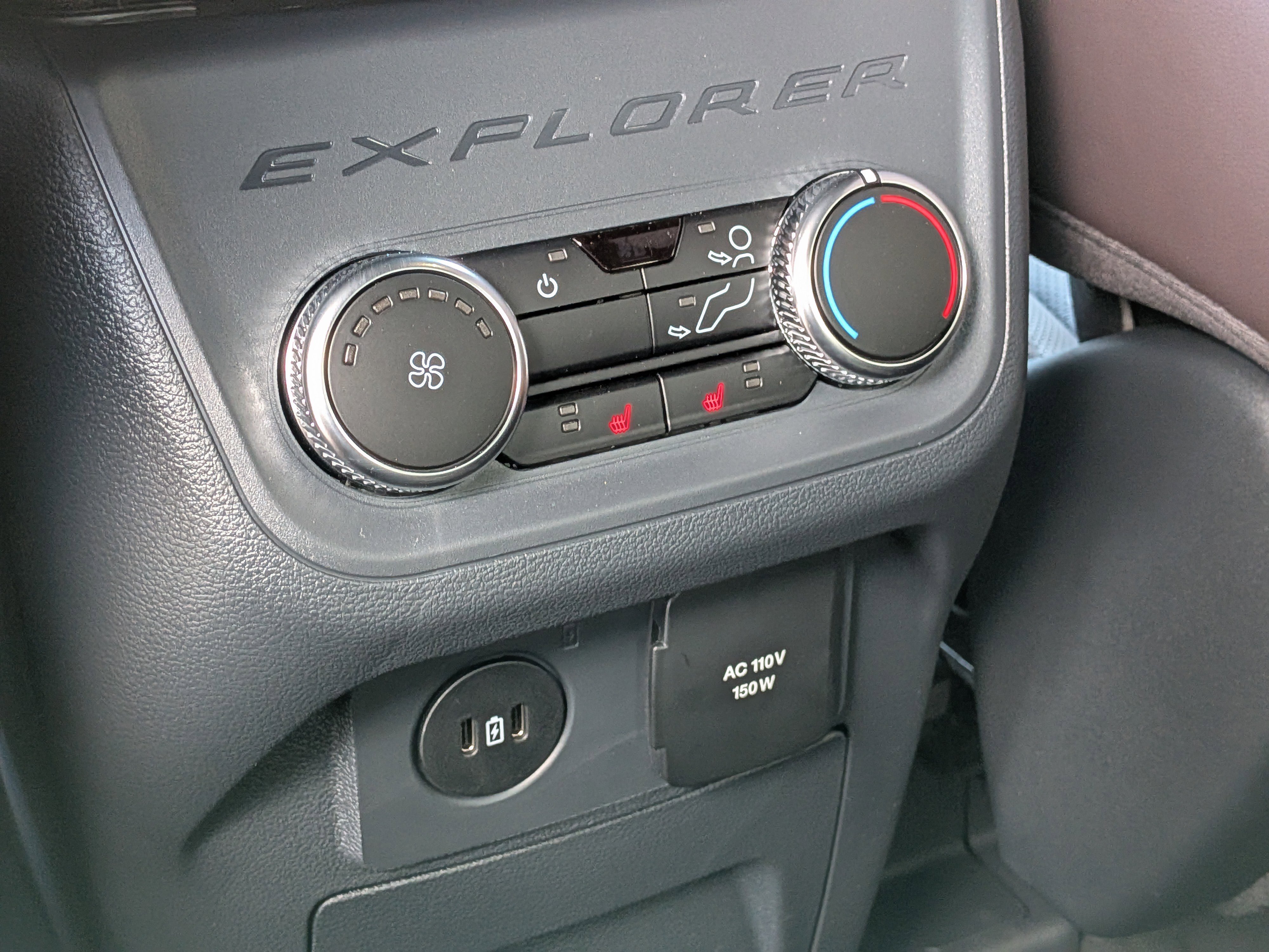 New 2026 Ford Explorer Platinum RWD image 17