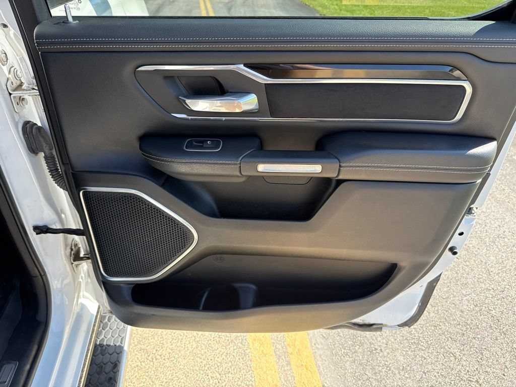 Used 2021 RAM 1500 Laramie AWD/4WD image 31