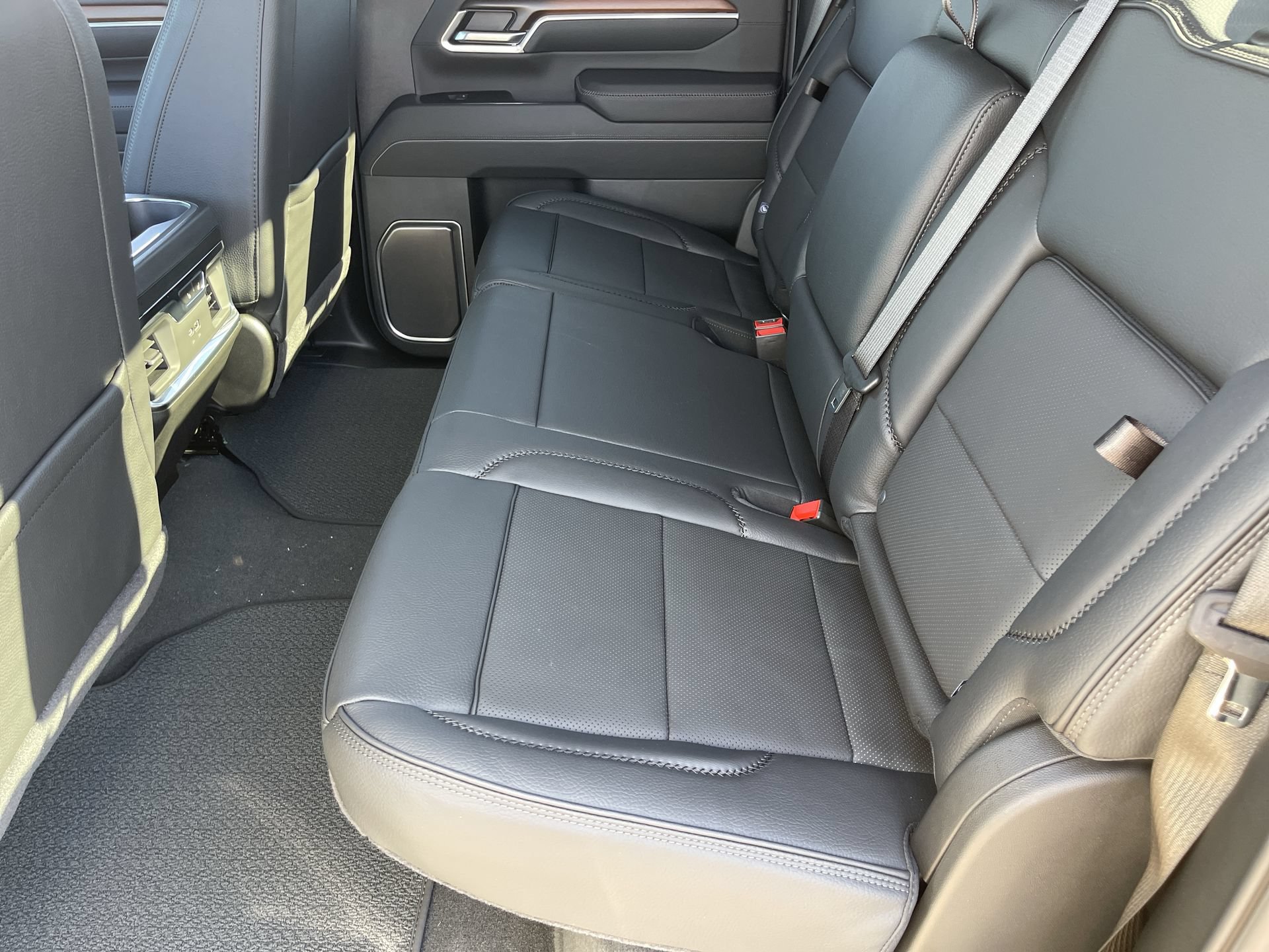 New 2026 GMC Sierra 2500 Denali w/ Denali Reserve Package AWD/4WD image 74