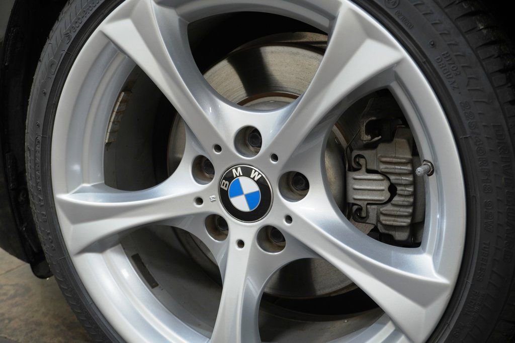 Used 2013 BMW Z4 sDrive28i image 9