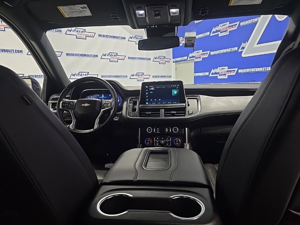 Used 2024 Chevrolet Suburban LT image 29