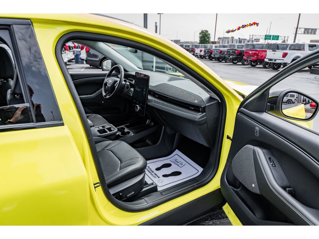 New 2025 Ford Mustang Mach-E Premium AWD/4WD image 21