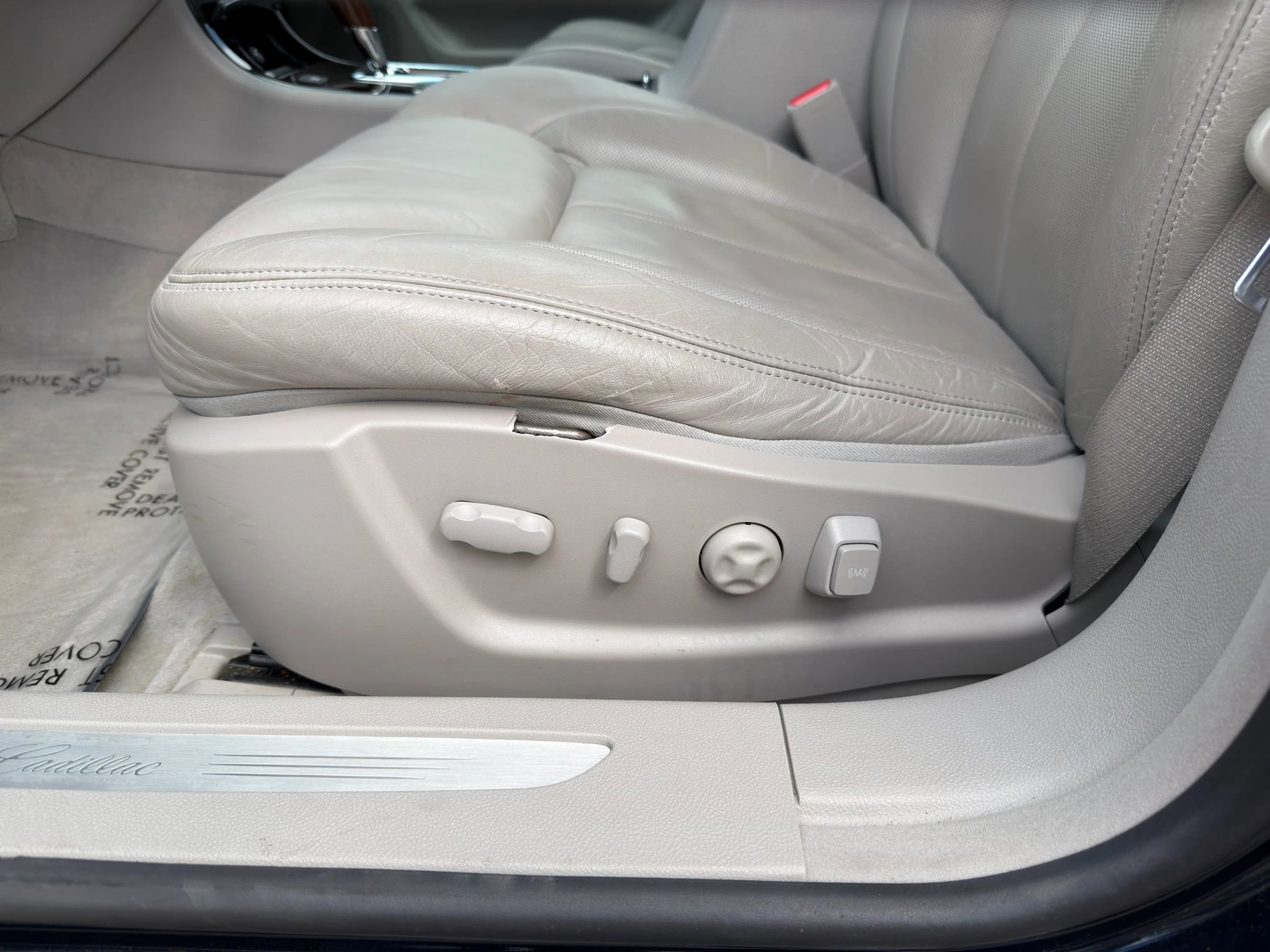 Used 2007 Cadillac DTS Performance image 18