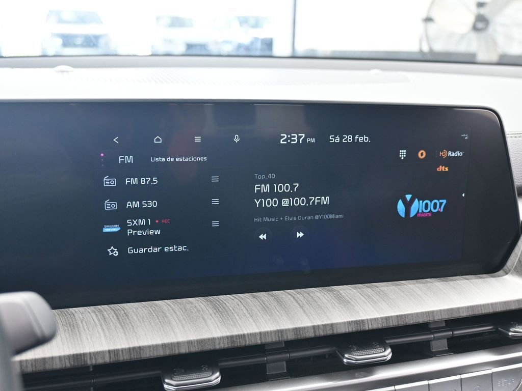 Used 2023 Kia Telluride EX image 20