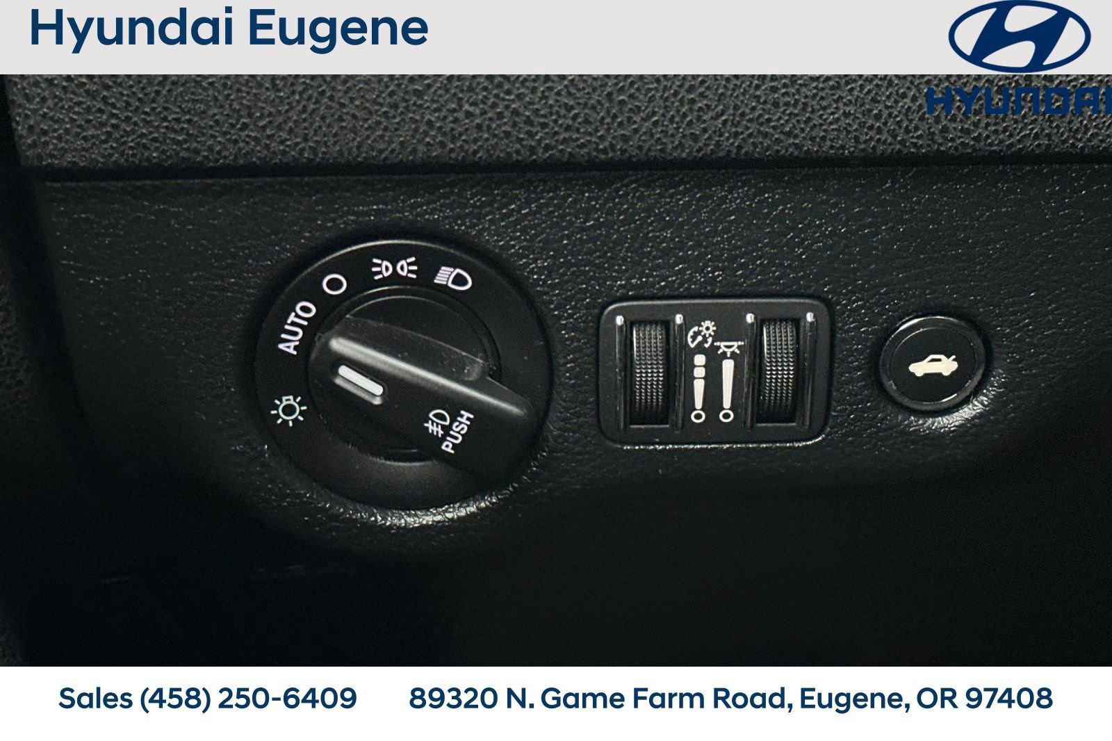 Used 2018 Dodge Charger R/T image 33