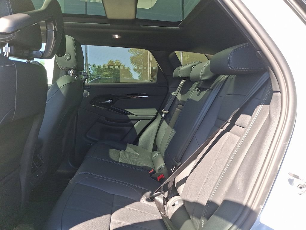 New 2026 Land Rover Range Rover Evoque Hoxton AWD/4WD image 6